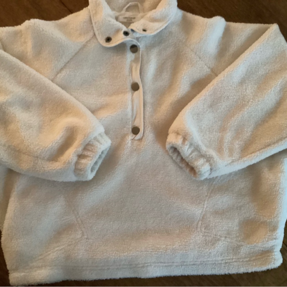 Cozy Light Cream Fleece Pullover - Roomy & Cozy!